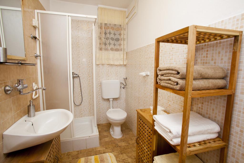 Apartments Marija Връбник Екстериор снимка