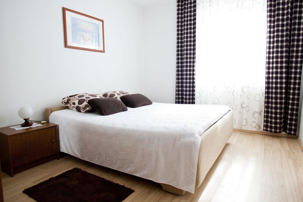 Apartments Marija Връбник Екстериор снимка